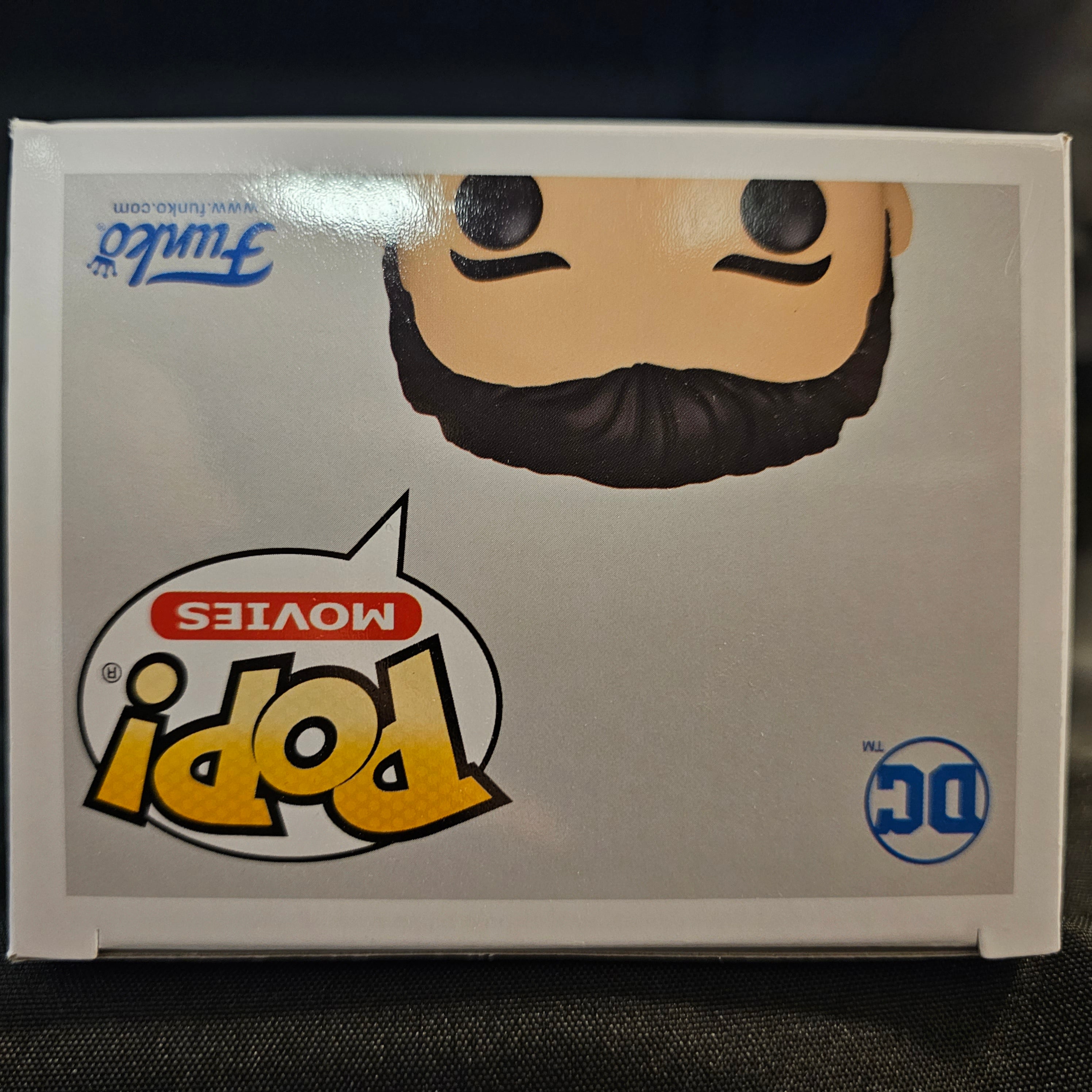 Justice League Pop! Vinyl Figure Superman [Flying] [GITD] [Chase] [1123] - Fugitive Toys