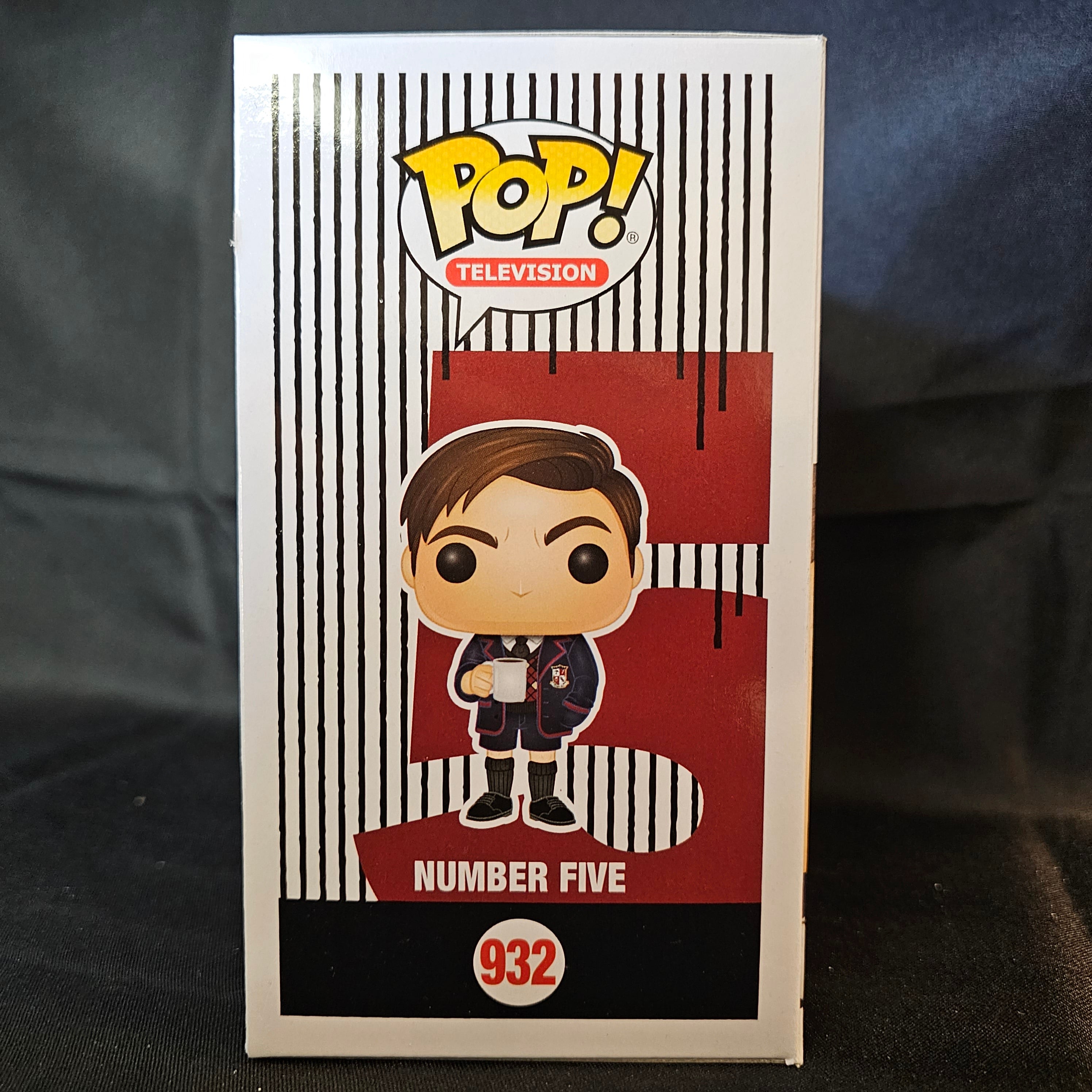 The Umbrella Academy Pop! Vinyl Figure Number Five (Mask) (Chase) [932] - Fugitive Toys