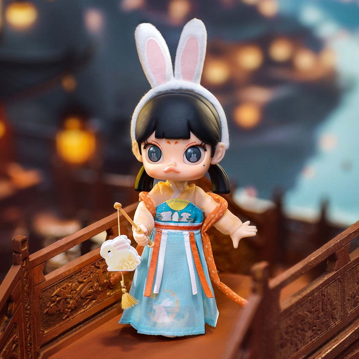 POP MART MOLLY Lantern Show Action Figure - Fugitive Toys