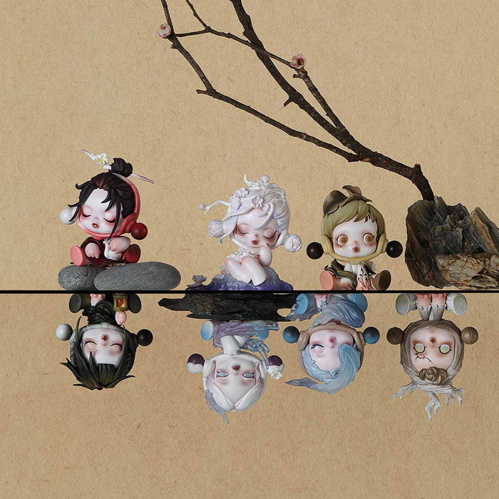 POP MART SKULLPANDA The Ink Plum Blossom Series Figures  [1 Blind Box]