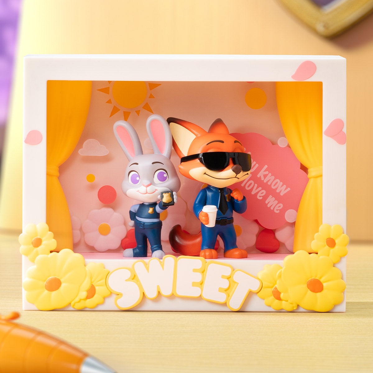 POP MART Zootopia Highlight Moment Series Scene Sets [1 Blind Box] - Fugitive Toys