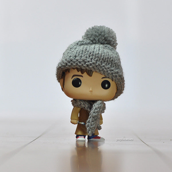 Pop! Apparel Knitted Beanie & Scarf Set [Grey] - Fugitive Toys