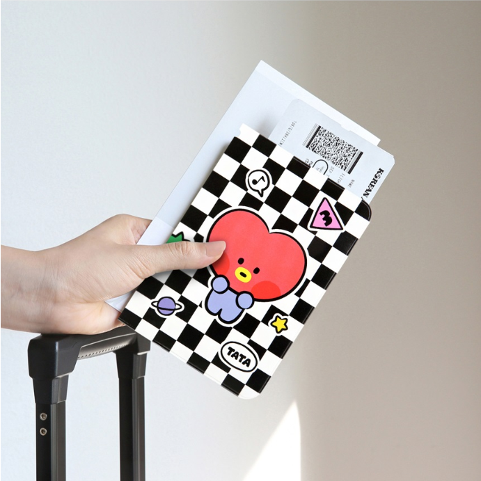 BT21 Checkerboard Minini Passport Cover Tata