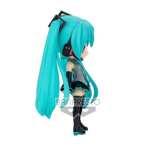 Vocaloid Q Posket Hatsune Miku (Version A) - Fugitive Toys