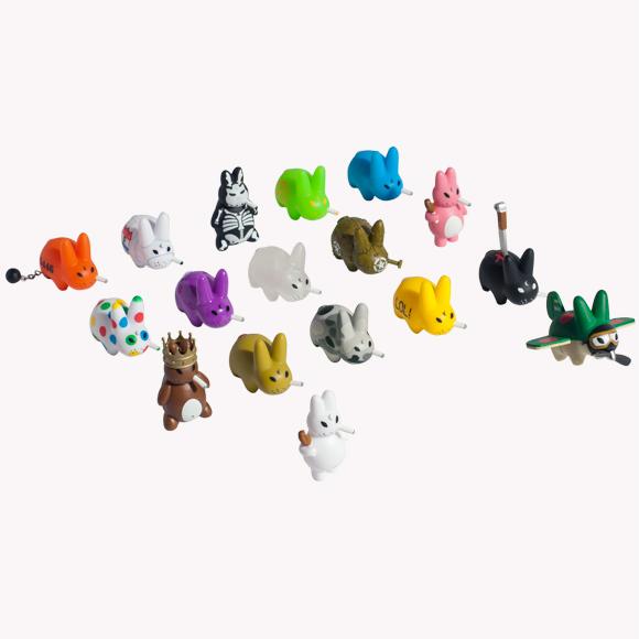 Kidrobot Mini Smorkin' Labbit (Now With Fried Chicken!) (1 Blind Box) - Fugitive Toys